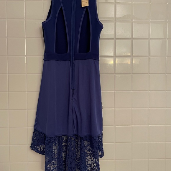 Lush royal blue gorgeous sleeveless dress, size M. Perfect for any occasion. - Picture 11 of 17